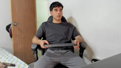 Leo Jones online show from 12-02-24, 10:12