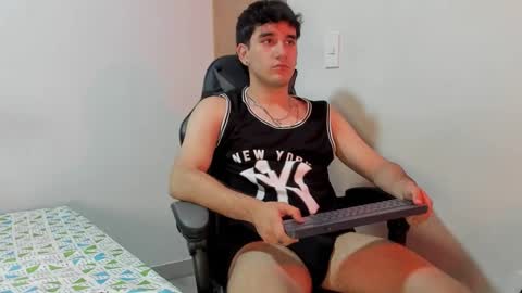 Leo Jones online show from 12-07-24, 02:53