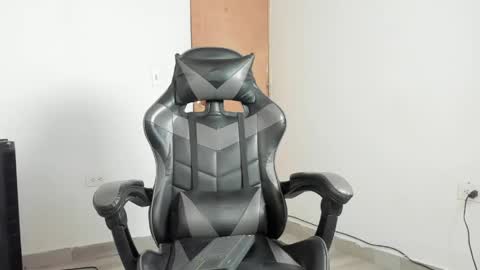 Leo Jones online show from 04-17-26, 03:15