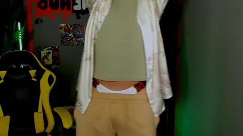 Leo online show from 09-26-25, 04:44