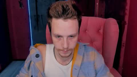 Leo online show from 11-06-25, 04:08