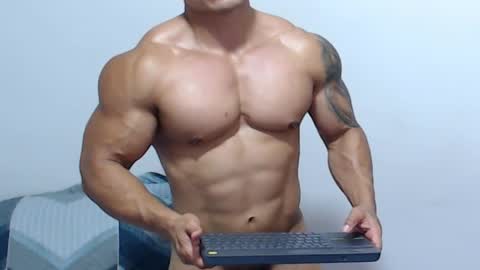 Leo online show from 05-27-26, 02:30