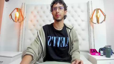 Snapshot of leo_sanz6 chatting on 06-16-26, 12:19 LEO online show from 06-16-26, 12:19