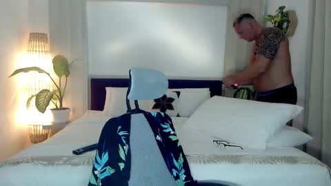 Snapshot of leoboyf4f chatting on 11-03-25, 04:30 TheBigLeo online show from 11-03-25, 04:30