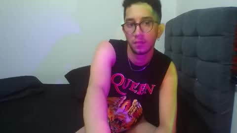 Snapshot of leoh_hades chatting on 10-17-25, 02:48 Leoh online show from 10-17-25, 02:48