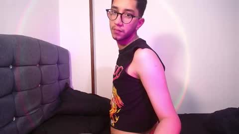 Leoh online show from 11-21-25, 03:05