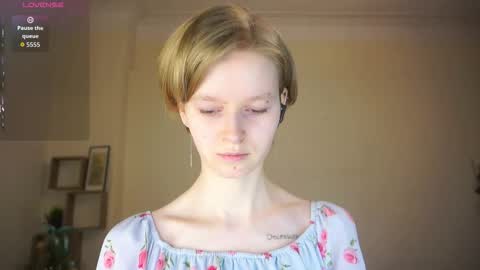 Hello Im Roxy Im just starting my journey here so lets get acquainted online show from 03-25-26, 05:08