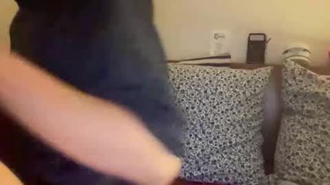 Snapshot of leomeme chatting on 02-01-25, 06:51 Leomeme online show from 02-01-25, 06:51