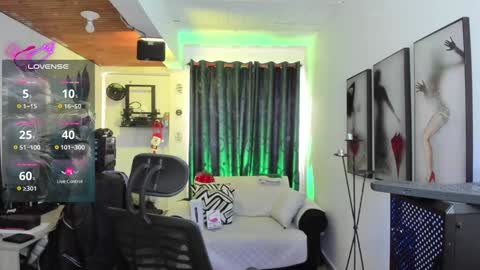 Leon online show from 12-27-24, 03:15