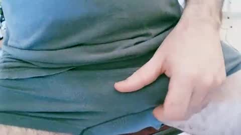 Snapshot of leon_pgorda chatting on 12-04-25, 03:21 leon_pgorda online show from 12-04-25, 03:21