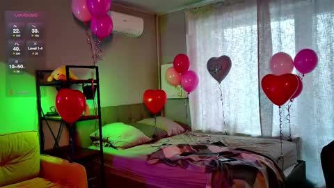 Snapshot of leon_yuugen chatting on 02-15-25, 11:17 Leon online show from 02-15-25, 11:17