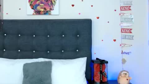 LUCY online show from 03-08-25, 08:57