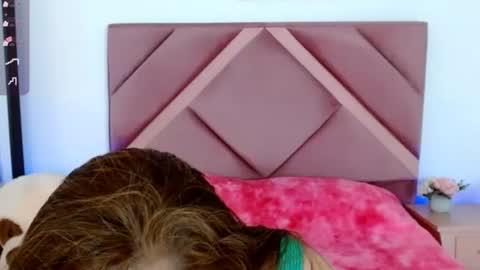 Snapshot of leonacutecam chatting on 07-04-26, 08:26 LUCY online show from 07-04-26, 08:26