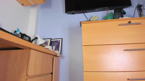 Snapshot of leonardo_sanguinnetti chatting on 06-07-26, 02:16 JOSEPH online show from 06-07-26, 02:16