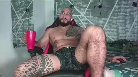 ANDRES online show from 12-01-25, 03:33