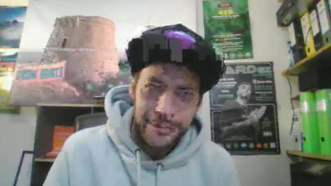 Snapshot of leonidascum chatting on 11-29-25, 09:34 leonidascum online show from 11-29-25, 09:34