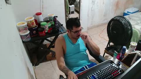 leonino231 online show from 01-12-26, 09:42