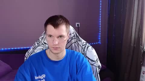 Leon online show from 01-11-25, 05:31