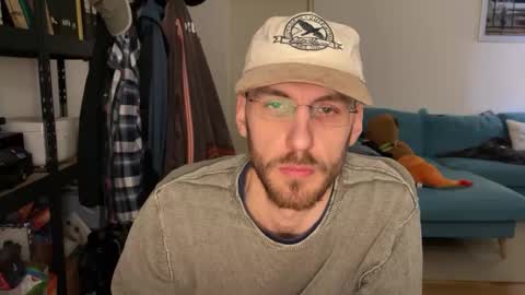 Leon online show from 02-19-26, 03:30