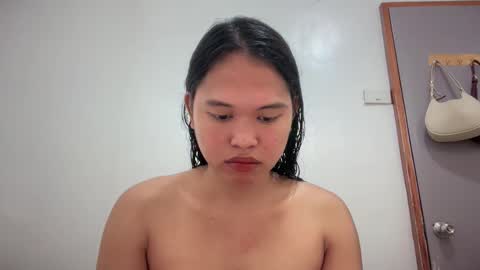 Jenn online show from 04-22-26, 01:30