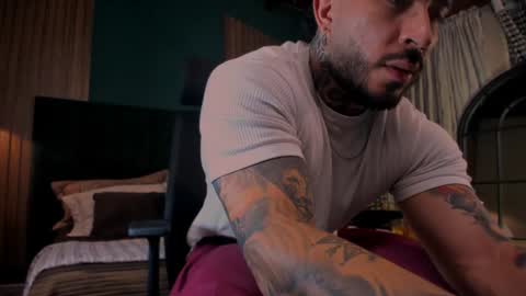 Snapshot of leosalvatore_ chatting on 01-25-25, 03:30 Leo Salvatore online show from 01-25-25, 03:30