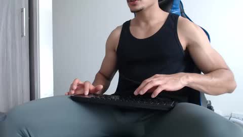 leostorm25 online show from 04-23-26, 09:50