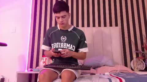 leotease online show from 07-16-26, 07:20