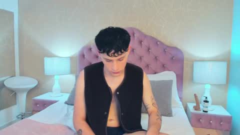 LephyStar online show from 04-25-26, 04:26