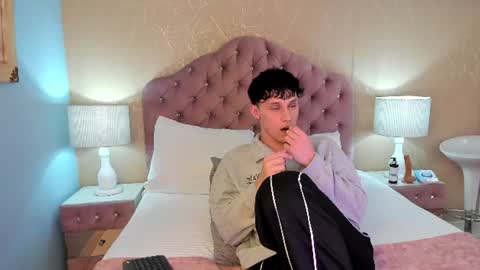 LephyStar online show from 06-19-26, 12:48