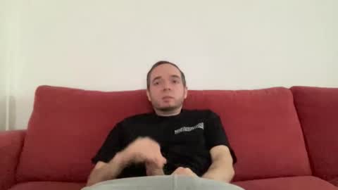 Snapshot of leroidesaulnes chatting on 03-23-26, 10:19 leroidesaulnes online show from 03-23-26, 10:19