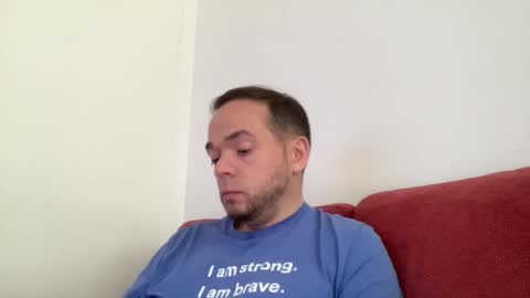 Snapshot of leroidesaulnes chatting on 07-31-26, 02:27 leroidesaulnes online show from 07-31-26, 02:27