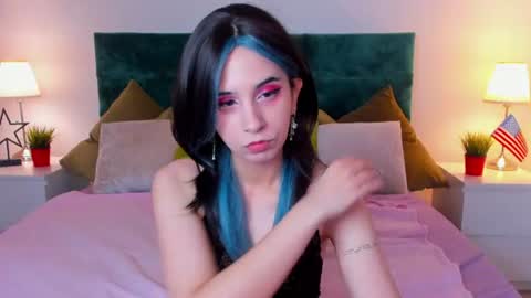 Snapshot of lesilos chatting on 06-20-26, 01:41 Eveline online show from 06-20-26, 01:41