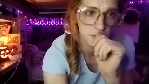 LesleyGumGrass- The Boring Trans girl online show from 10-11-25, 05:17