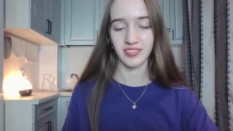  LESLIE   online show from 10-03-25, 09:12