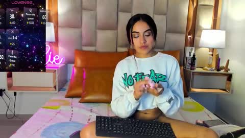 LeslieBush online show from 11-02-25, 11:12