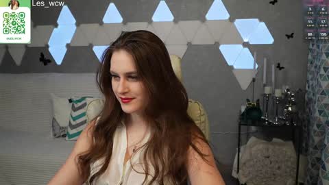 Snapshot of lesliekorfs chatting on 02-04-25, 09:31 LeslieKorfs online show from 02-04-25, 09:31