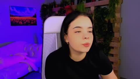 LeslieRowe online show from 12-05-25, 12:36