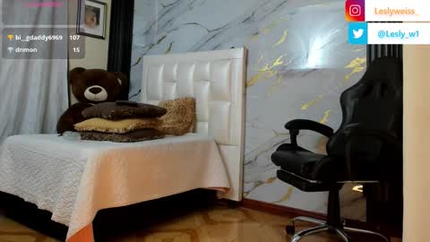 I am here from Monday to Friday from 730 am to 130 pm Colombia time and saturday from 500 am to 1000 am .... Soon Blue page online show from 03-05-26, 11:39