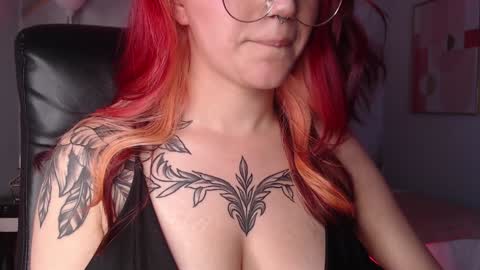 Less  online show from 01-12-25, 05:54