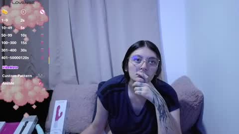 lessliee online show from 06-05-26, 07:58