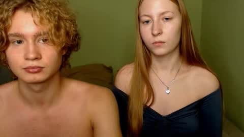 Alisa  Jhony online show from 09-17-25, 04:41