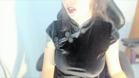 lestatdlion online show from 05-10-26, 12:21