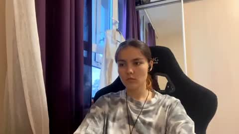 Snapshot of letitiabelile chatting on 07-30-26, 04:17 Milena online show from 07-30-26, 04:17