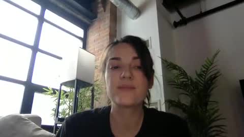 strawberrywatermelonpink22 online show from 02-16-25, 04:32