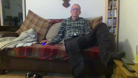 Snapshot of letmestrip chatting on 02-17-25, 11:53 paul online show from 02-17-25, 11:53