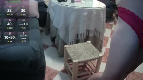 Snapshot of leusoj chatting on 08-03-26, 10:10 Neus online show from 08-03-26, 10:10