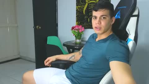 Snapshot of levelingg chatting on 03-12-25, 03:24 levelingg online show from 03-12-25, 03:24