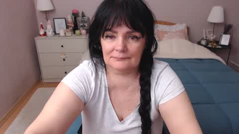 Mary online show from 12-30-24, 05:13