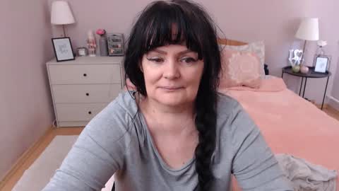 Mary online show from 05-06-26, 12:32