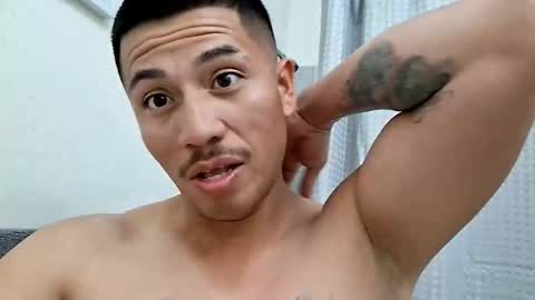 levydakingnum1 online show from 11-27-25, 09:06